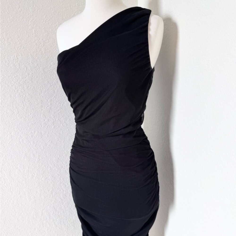 Love X Design Mesh Dress - Picture 2 of 10